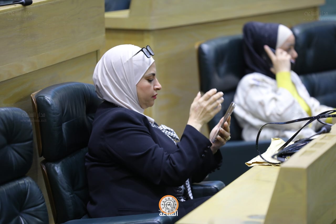 Madar Al-Saa Images 0.057492322198001045