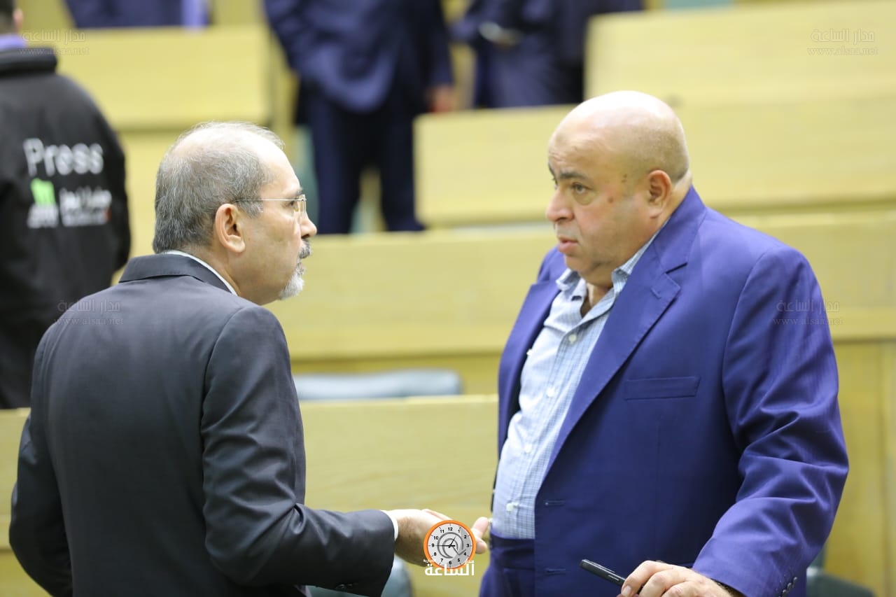 Madar Al-Saa Images 0.48564094479022346