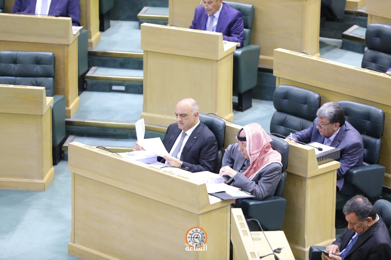 Madar Al-Saa Images 0.9092906157765164