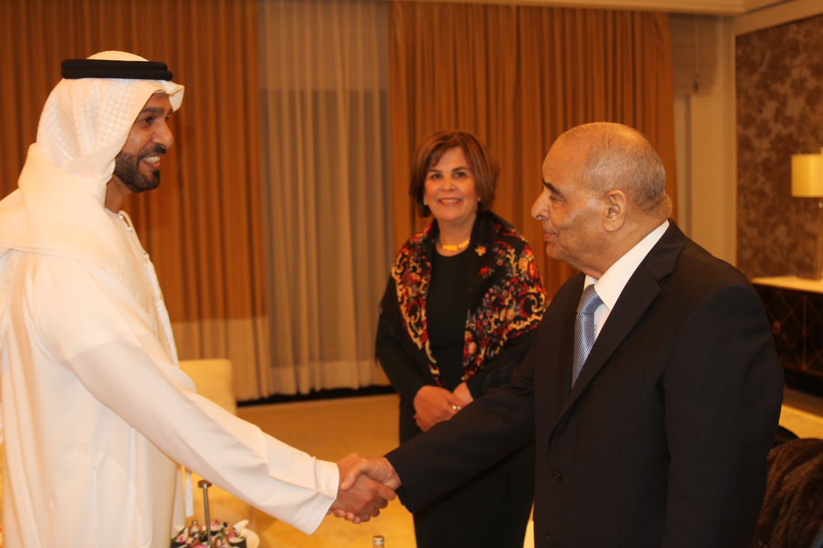 Madar Al-Saa Images 0.23141537863915906