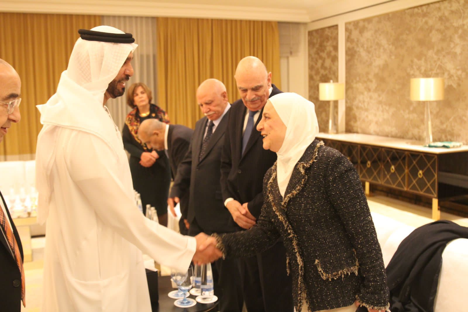 Madar Al-Saa Images 0.11256393047665769