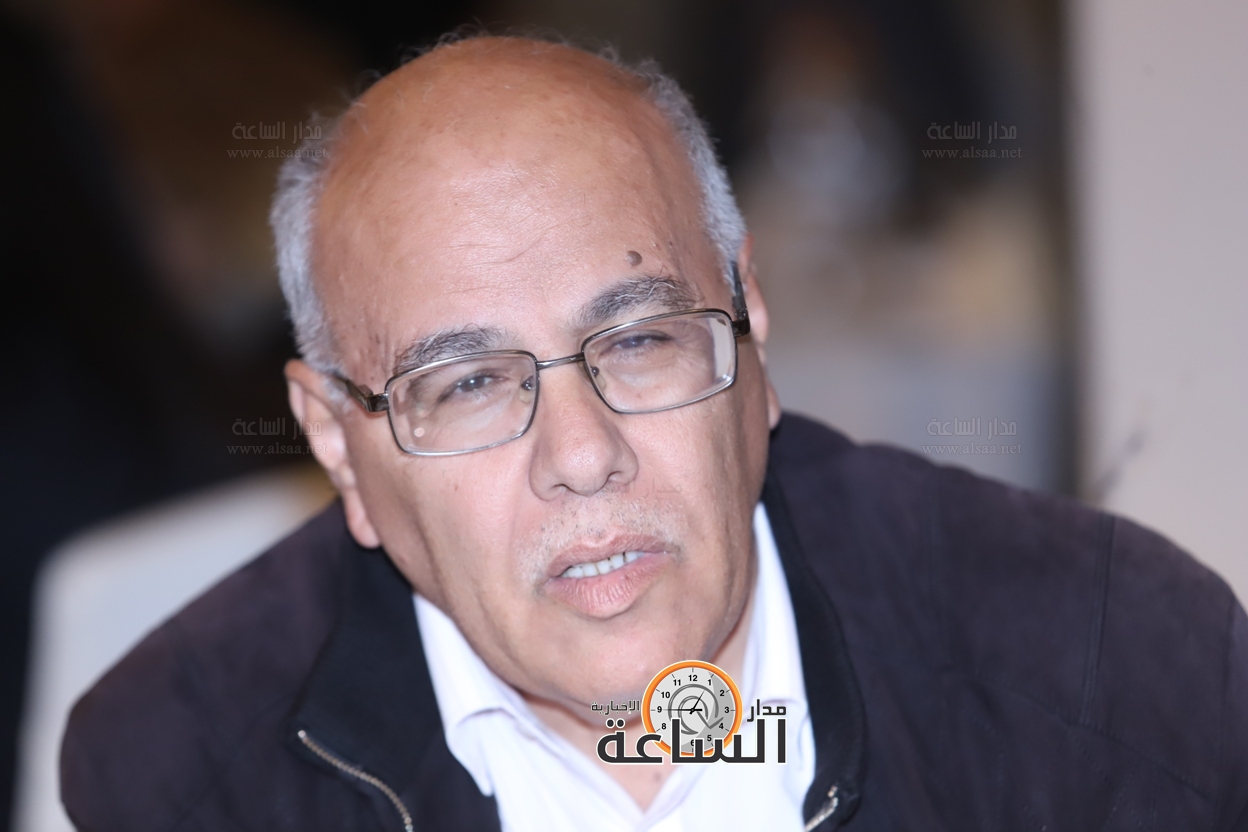 Madar Al-Saa Images 0.8240287731290168