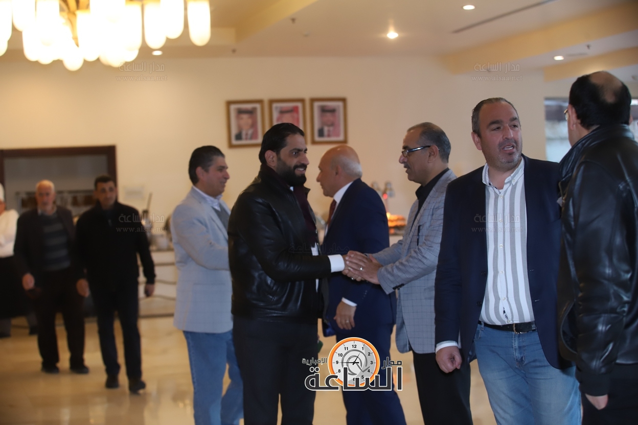 Madar Al-Saa Images 0.9057441314370815