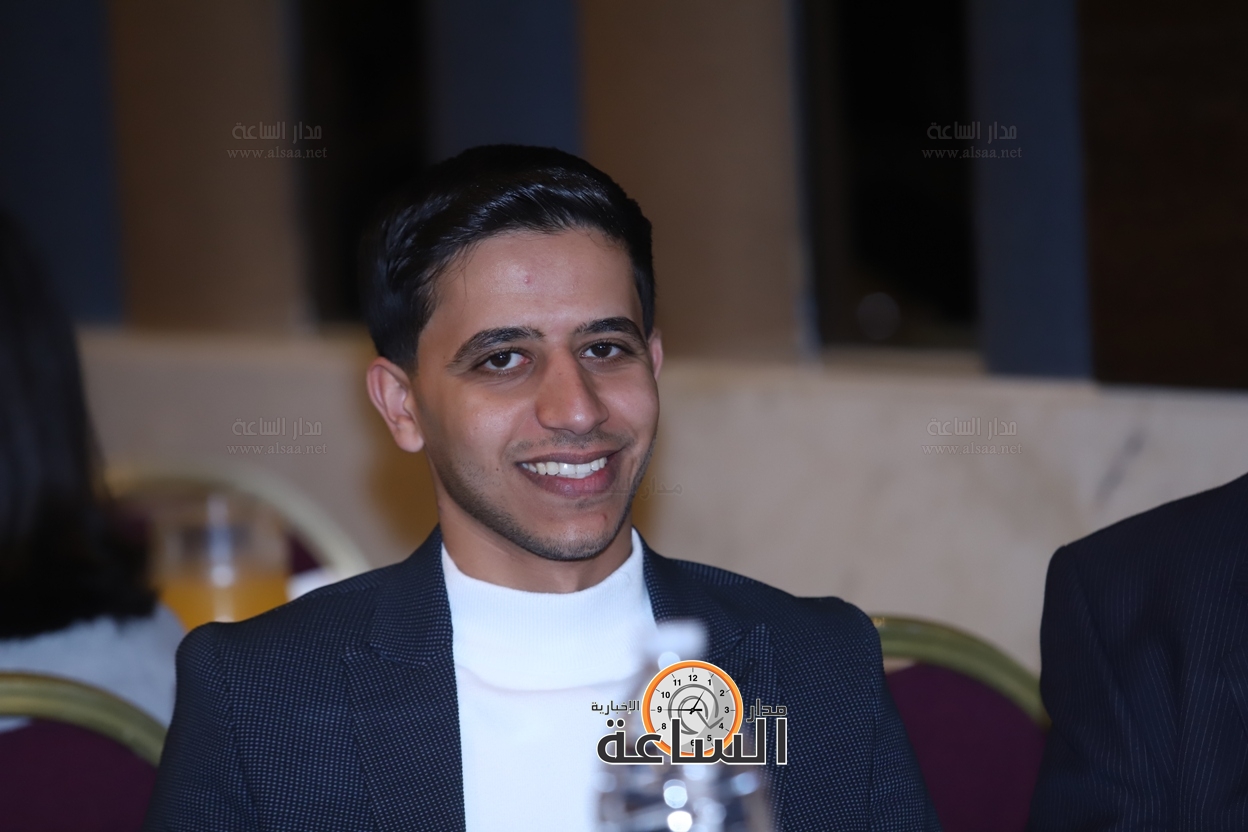 Madar Al-Saa Images 0.15536653739236983