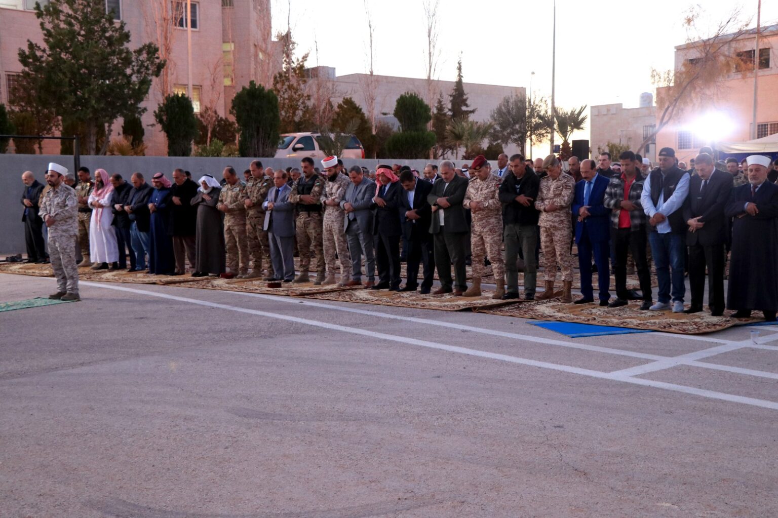 Madar Al-Saa Images 0.8112030385363502