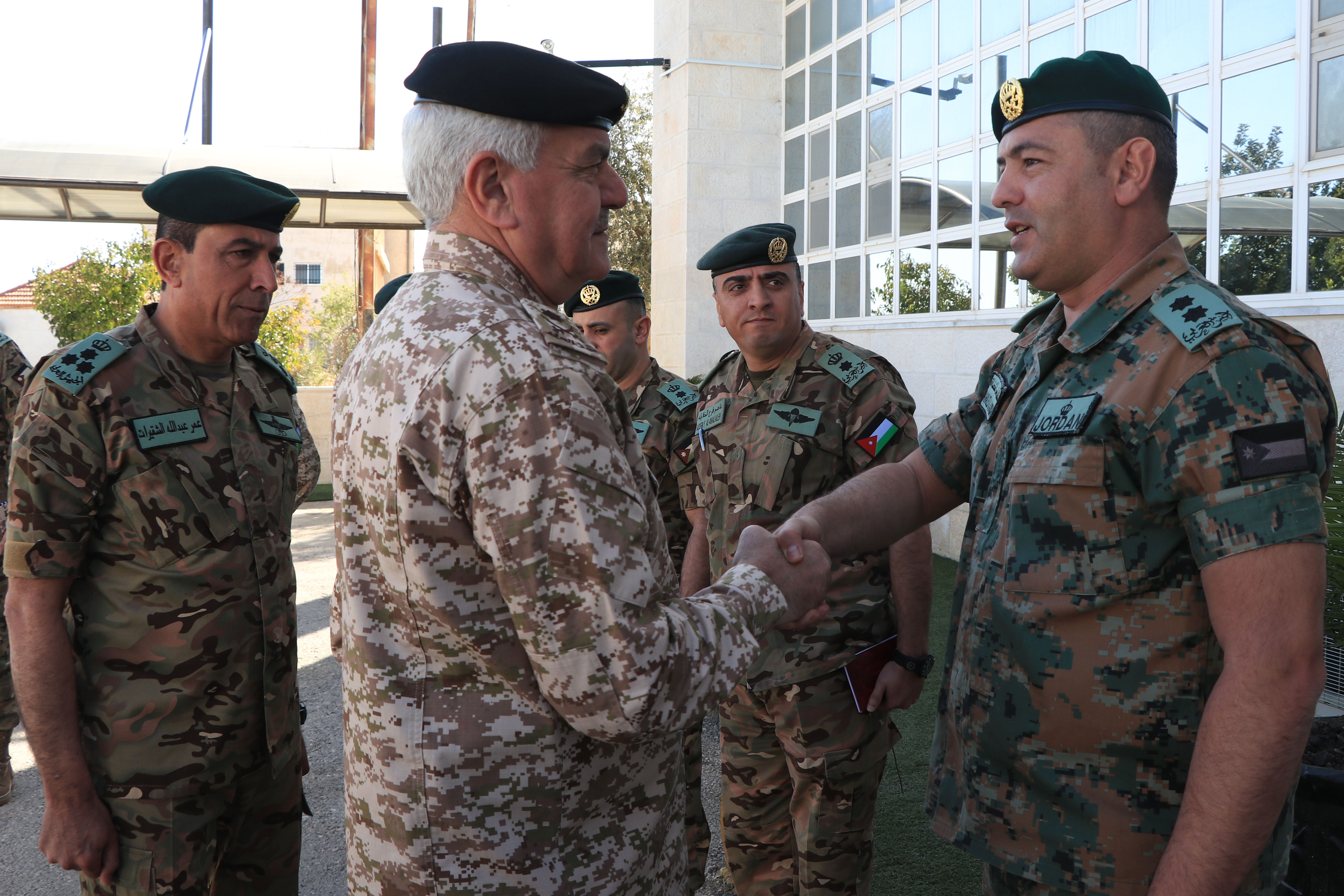 Madar Al-Saa Images 0.06807634022139464