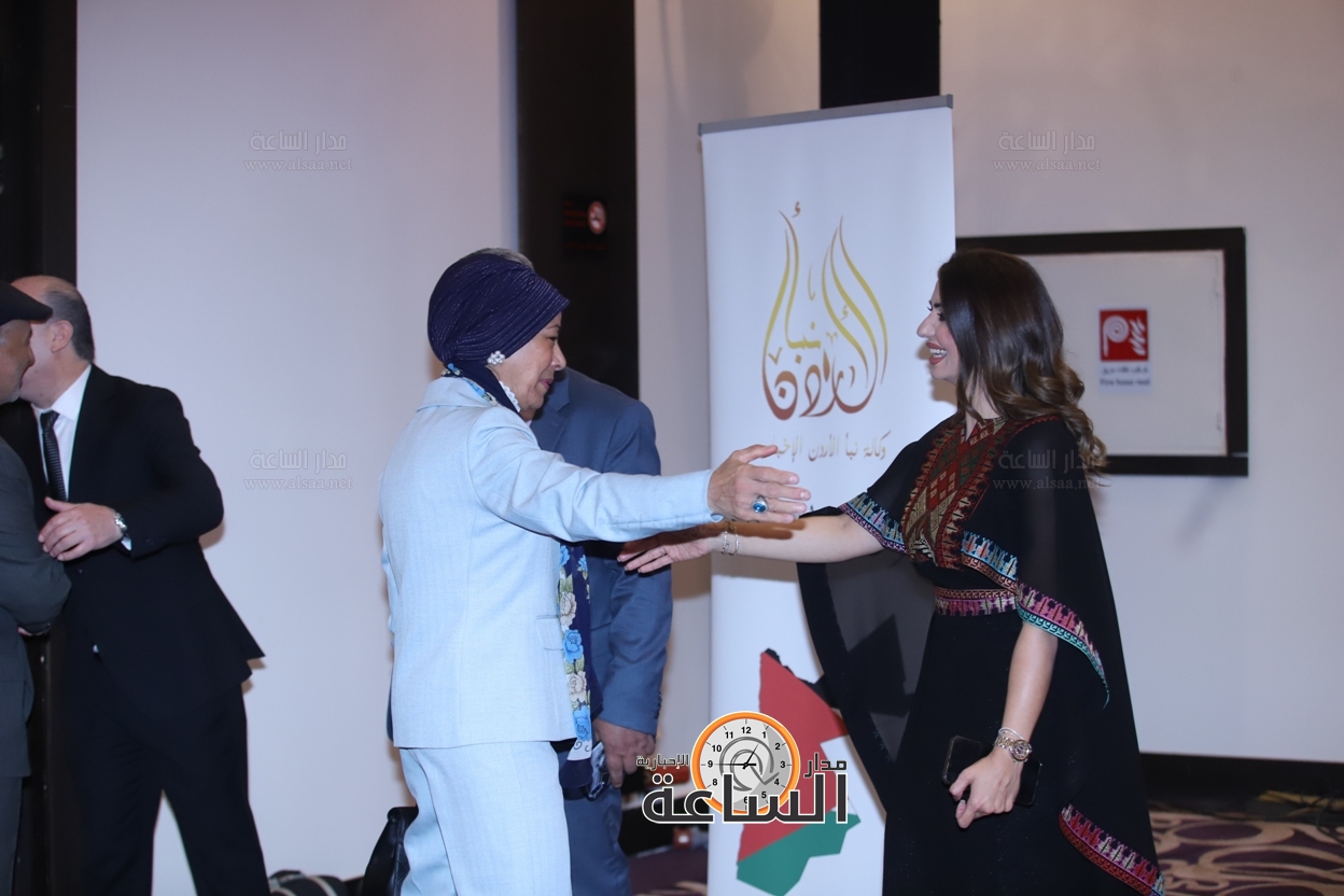 Madar Al-Saa Images 0.9951353299877612