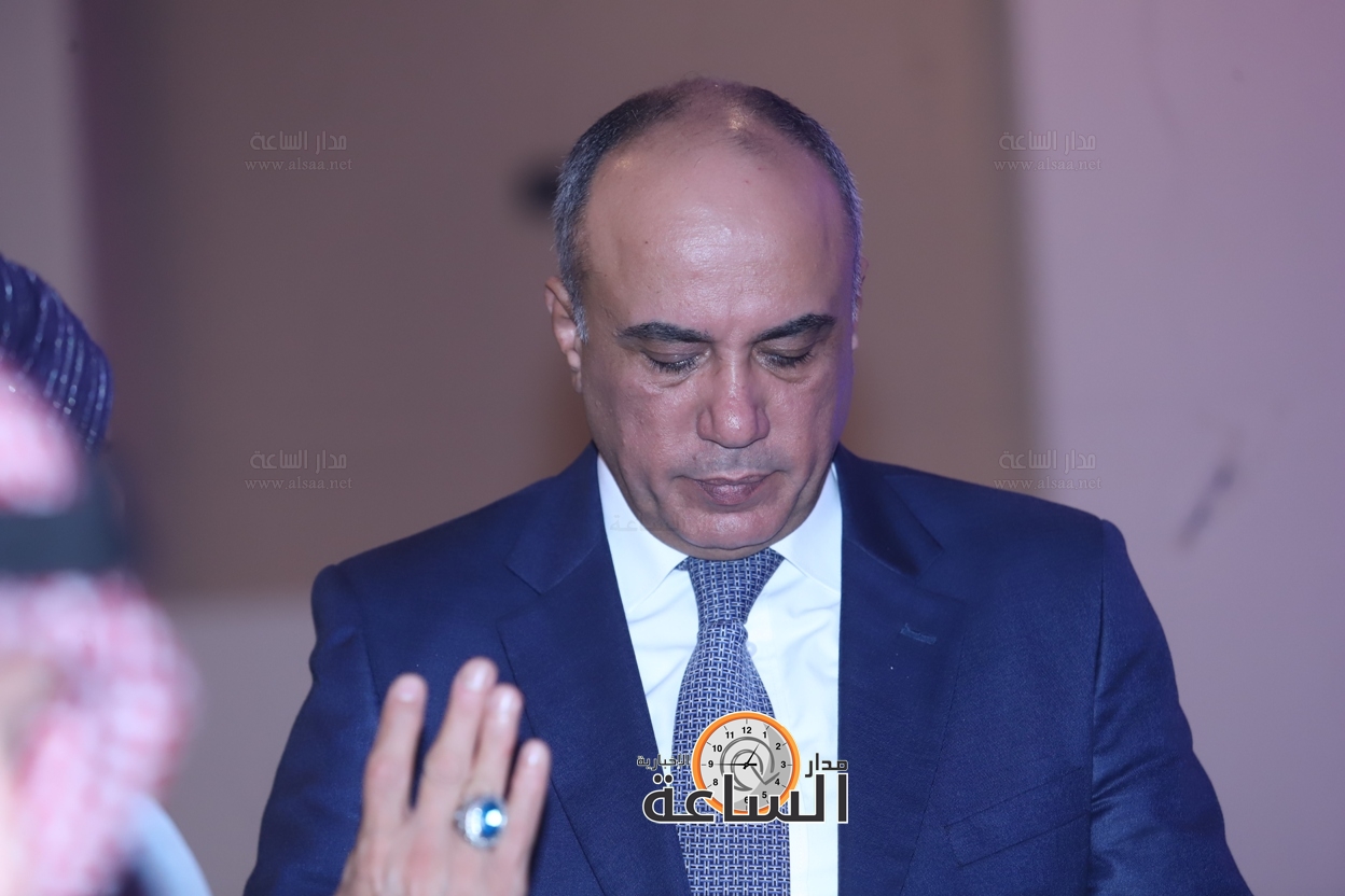 Madar Al-Saa Images 0.32029736871554904