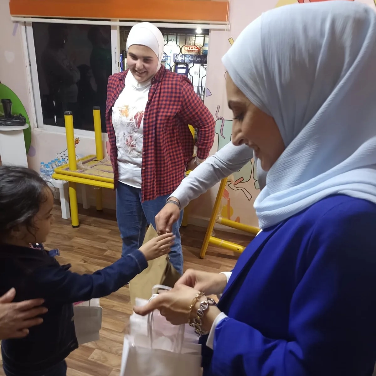 Madar Al-Saa Images 0.6564166237233915