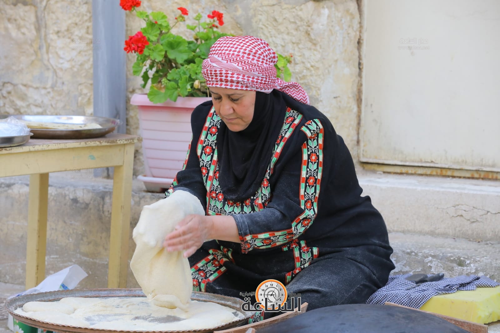 Madar Al-Saa Images 0.45501146446445606