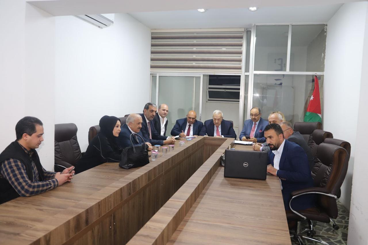 Madar Al-Saa Images 0.15344144387031622