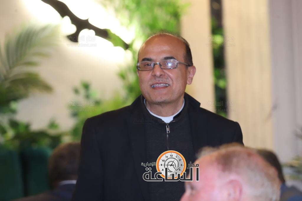 Madar Al-Saa Images 0.4345332309455556