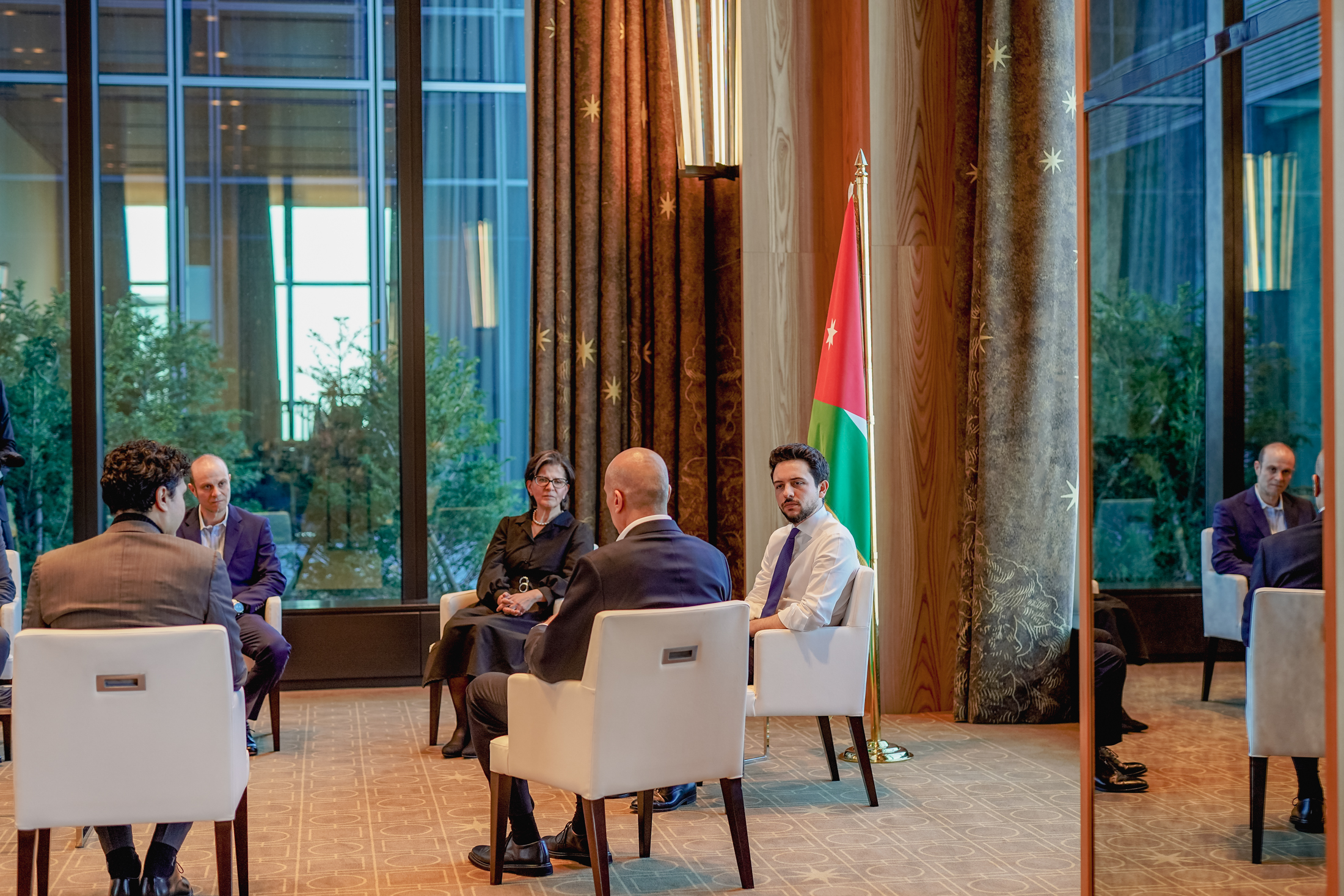 Madar Al-Saa Images 0.9748824518438901