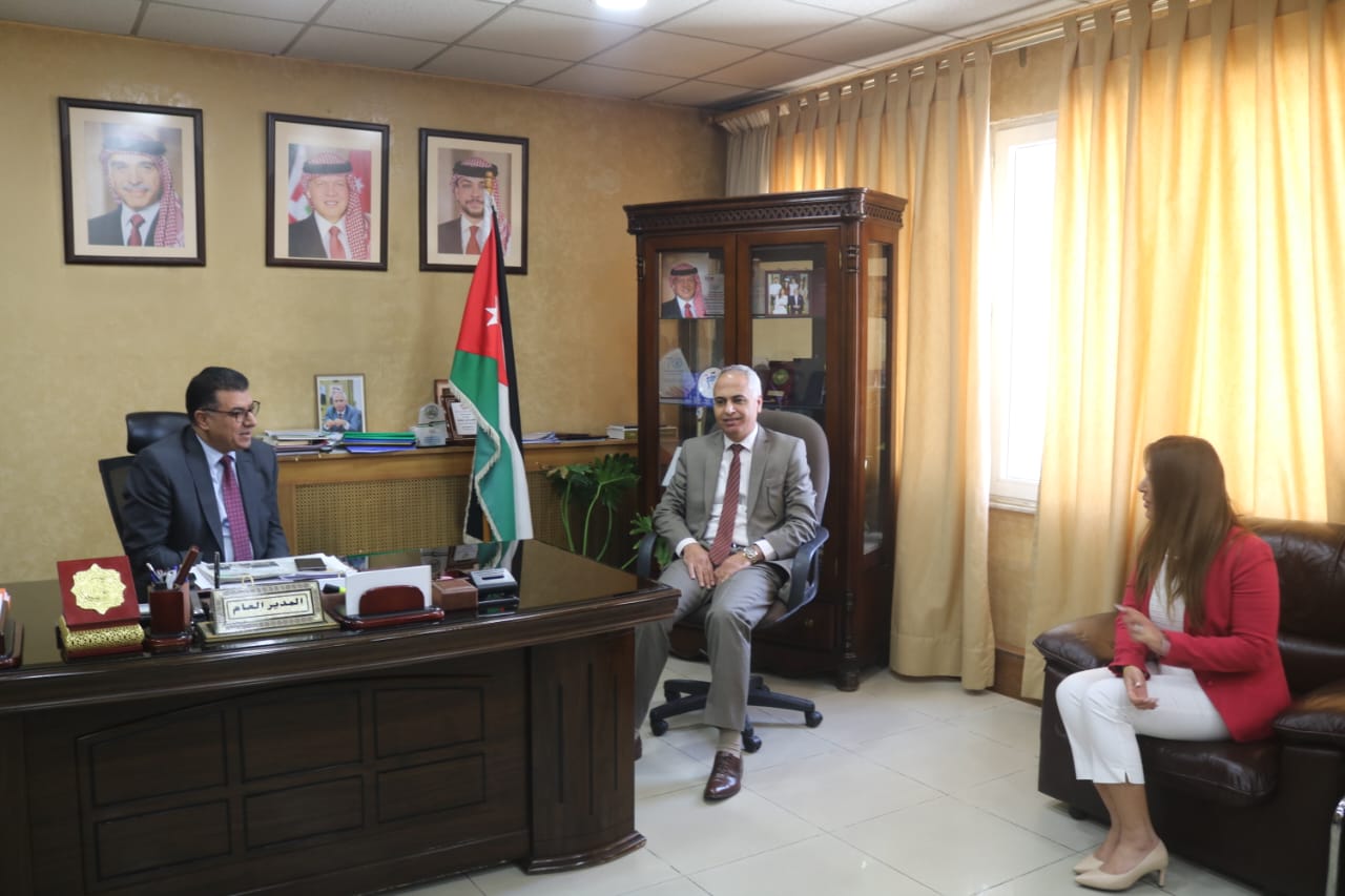 Madar Al-Saa Images 0.987075987111768