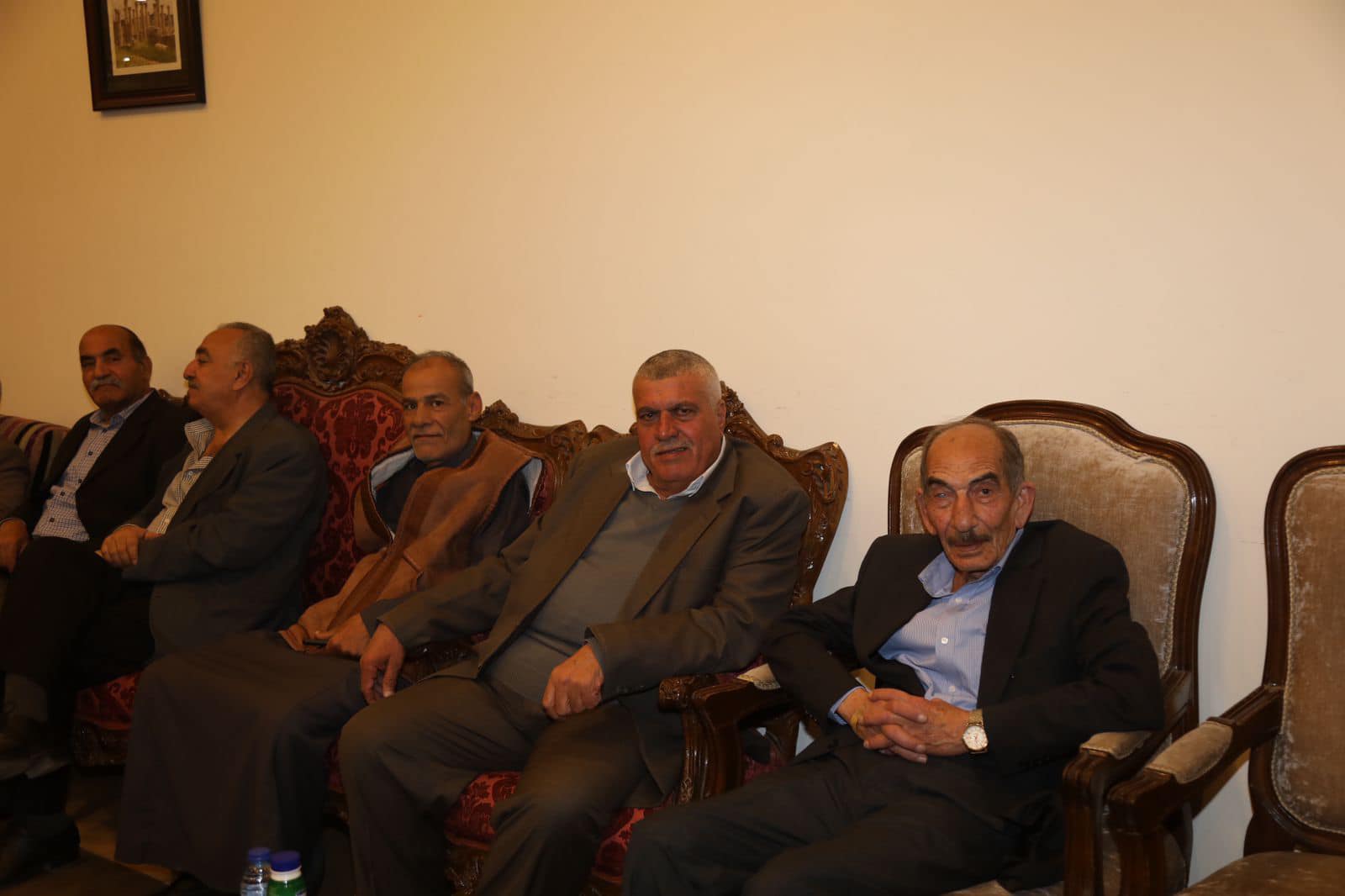 Madar Al-Saa Images 0.6551128222867174