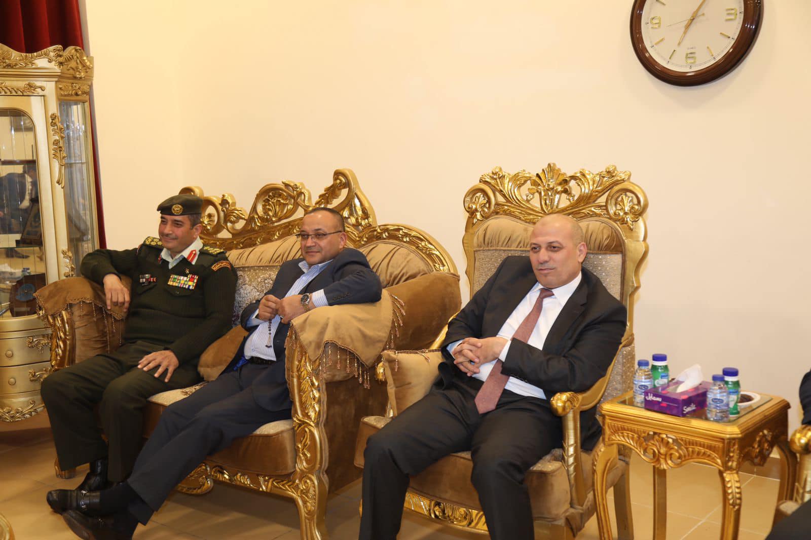 Madar Al-Saa Images 0.153354894077408