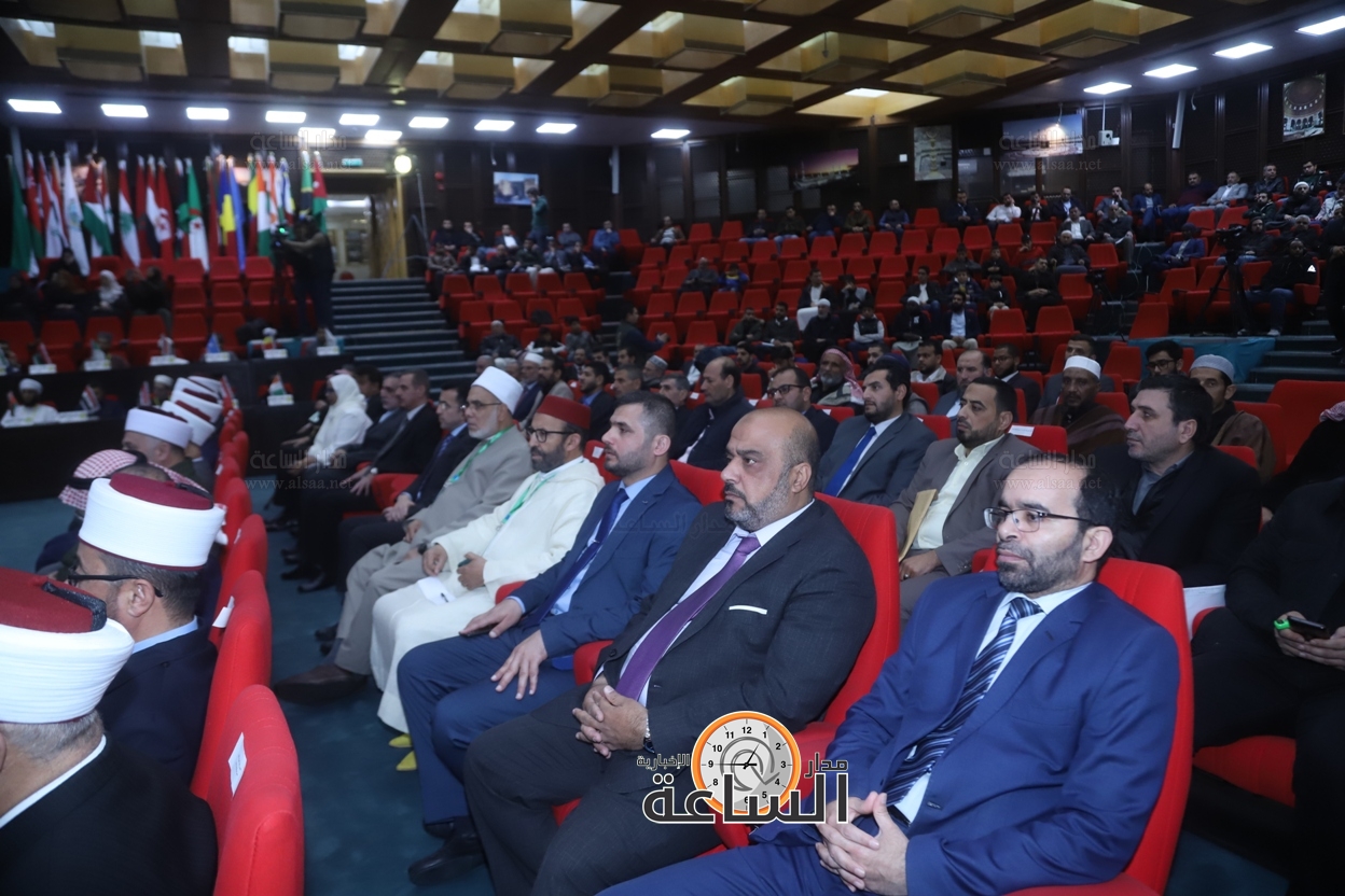 Madar Al-Saa Images 0.4292955709533859