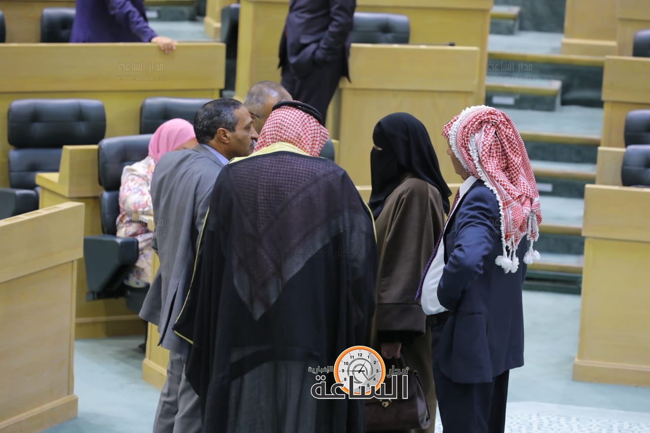 Madar Al-Saa Images 0.6822762955393664