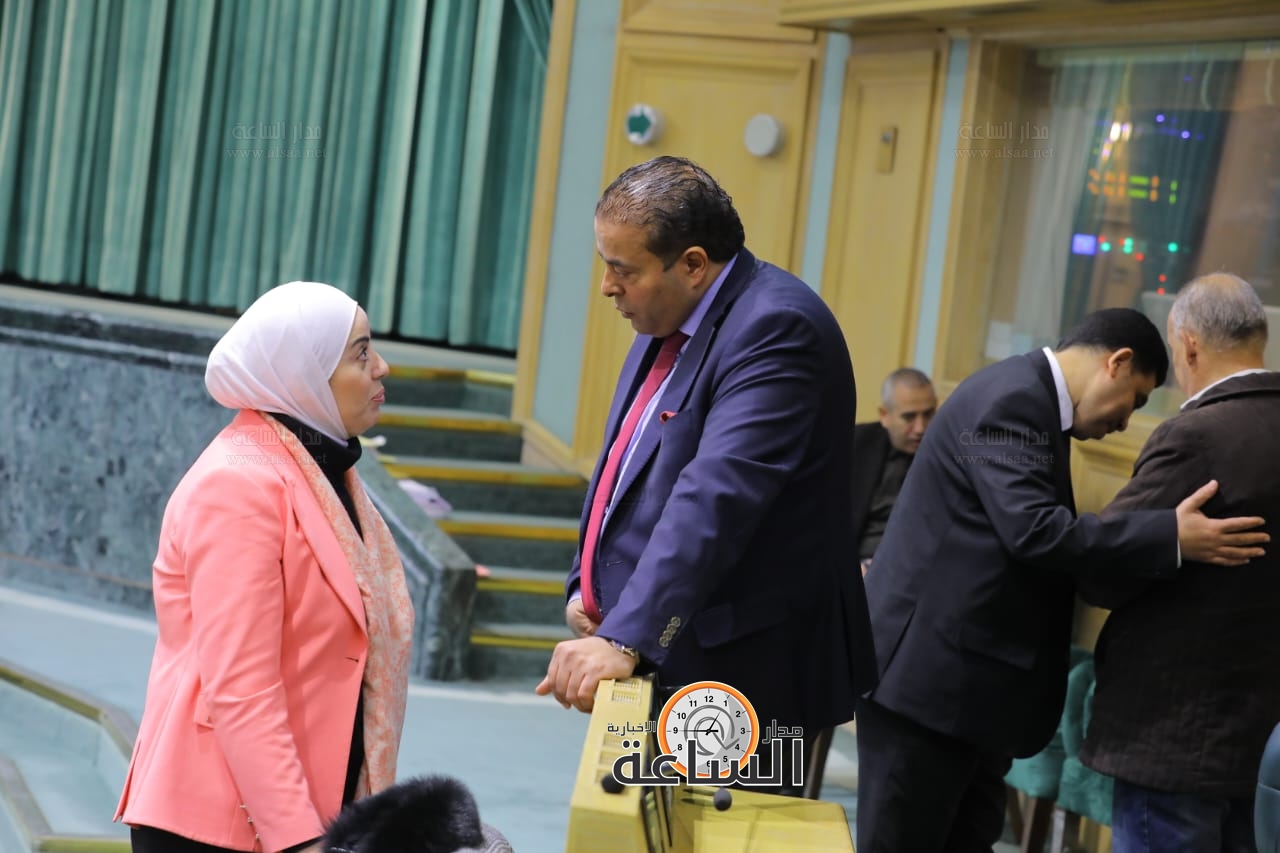 Madar Al-Saa Images 0.10861320909396421