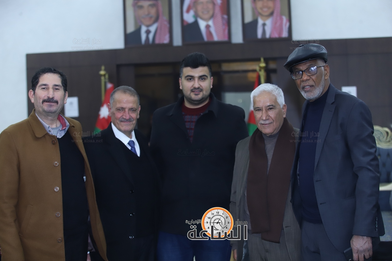 Madar Al-Saa Images 0.000755036132195297