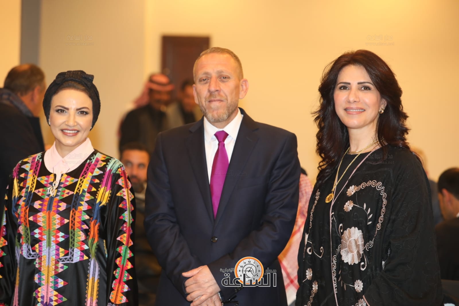 Madar Al-Saa Images 0.3309112149525506