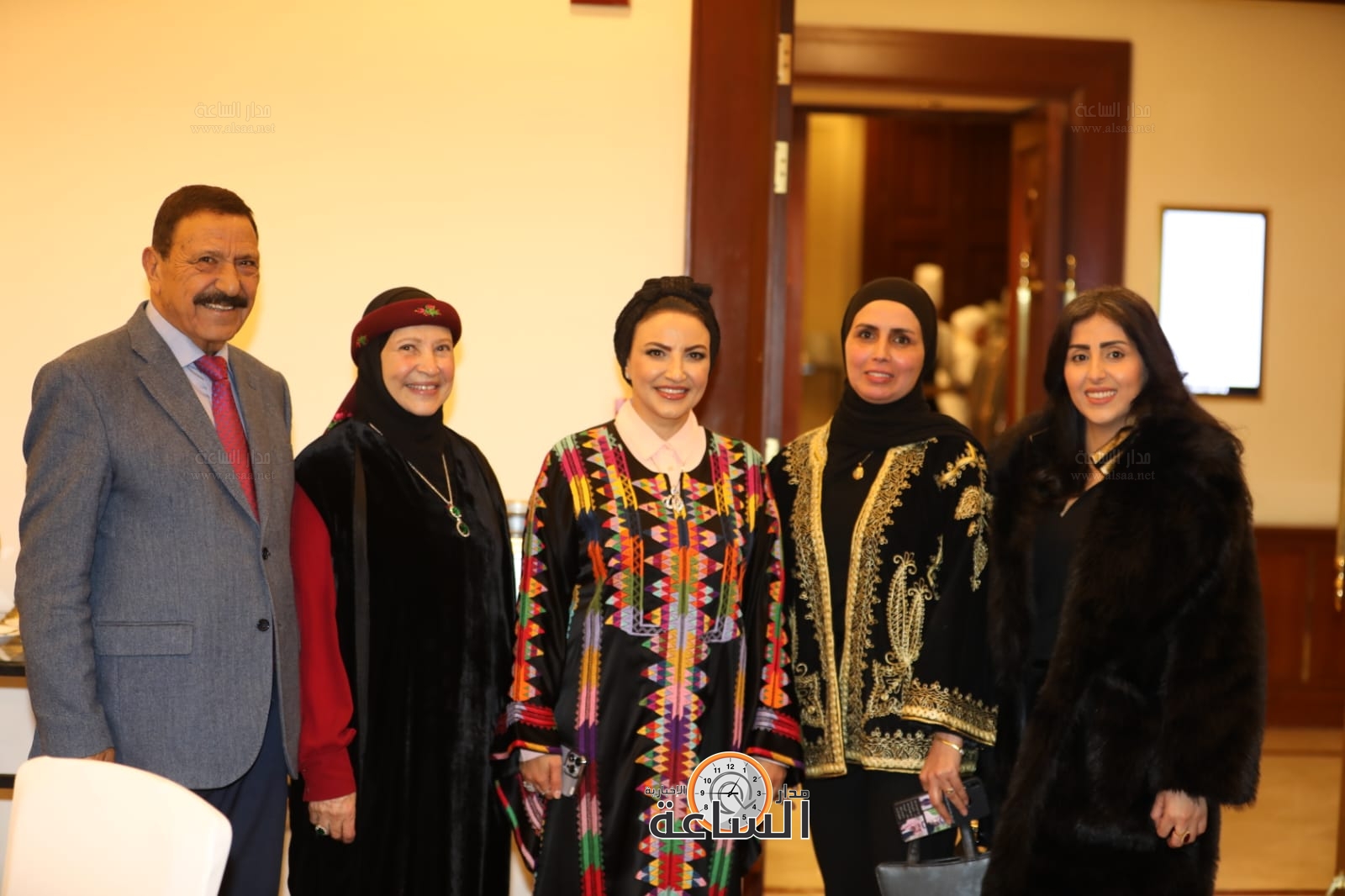 Madar Al-Saa Images 0.16285629237209642