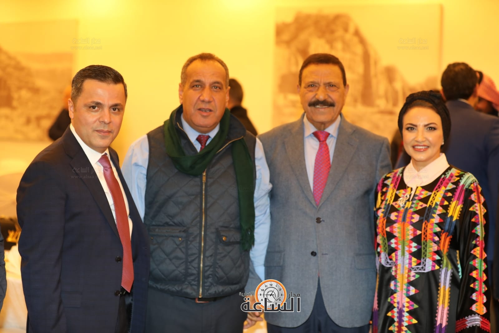 Madar Al-Saa Images 0.8348620215492302