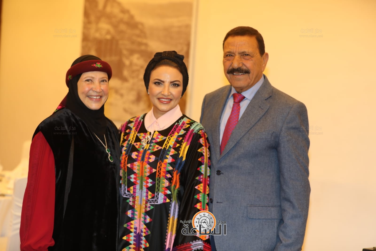 Madar Al-Saa Images 0.109137372452075