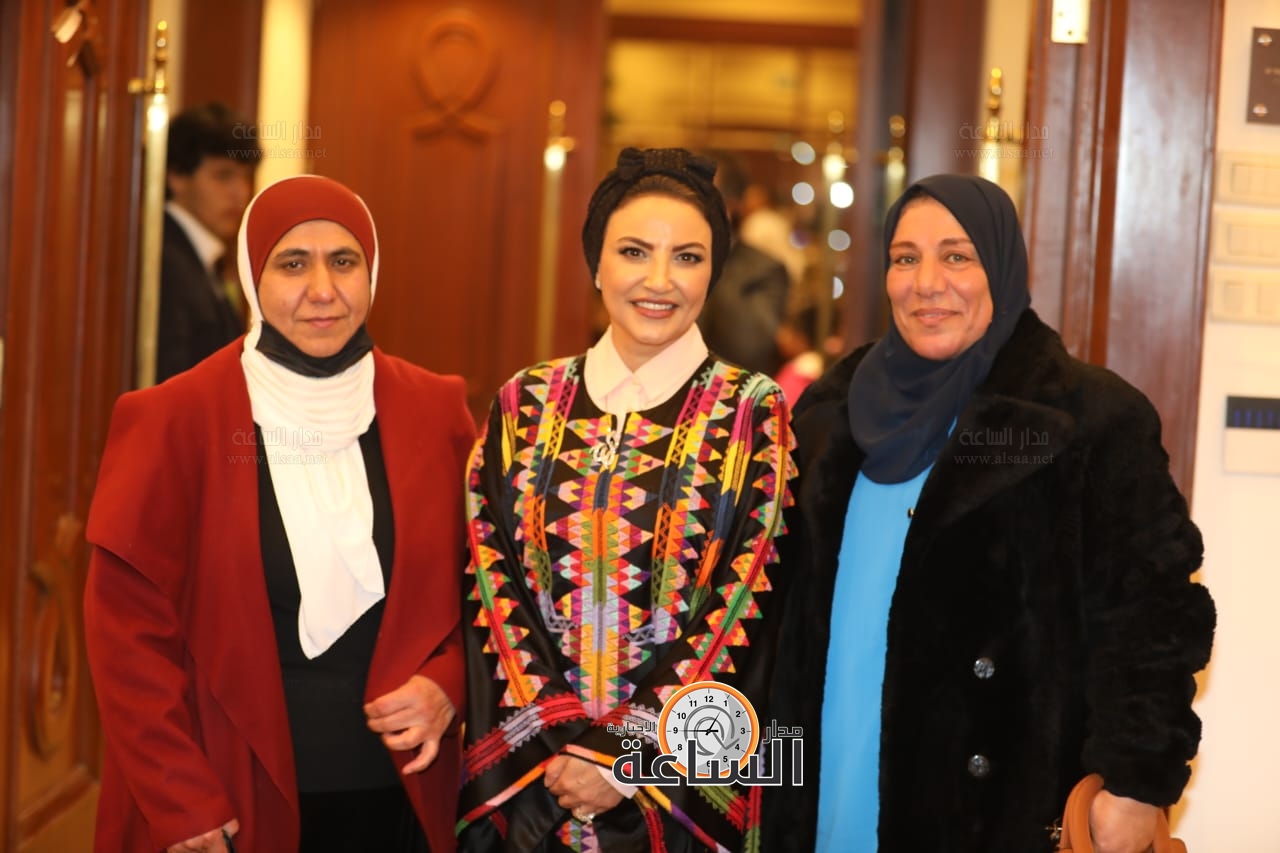 Madar Al-Saa Images 0.8558387160970453