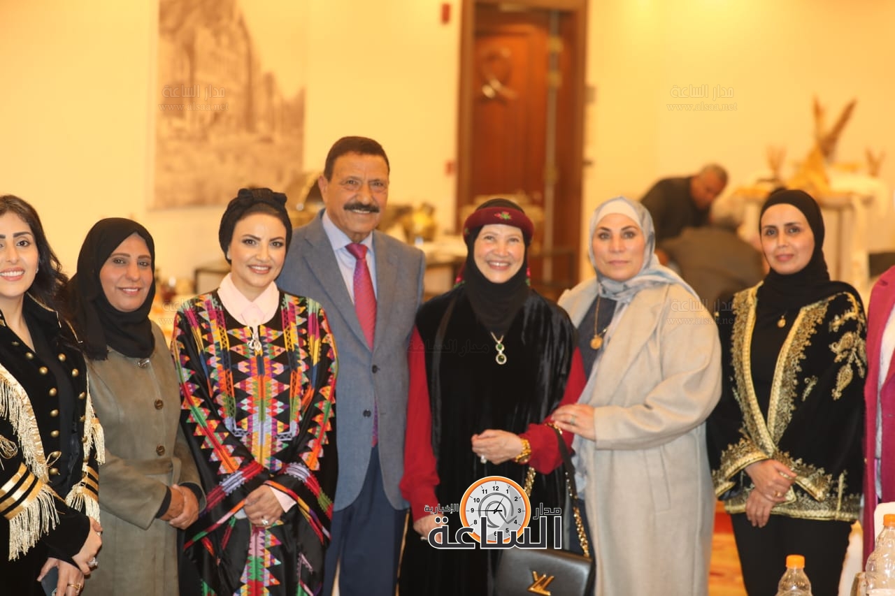 Madar Al-Saa Images 0.7325159221879434