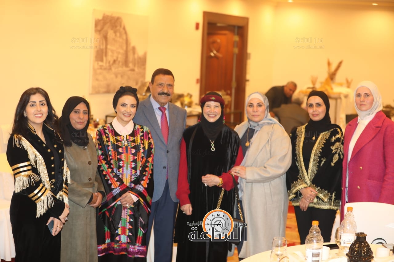 Madar Al-Saa Images 0.4713532791969015