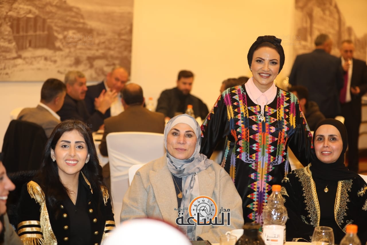 Madar Al-Saa Images 0.12904234530086467