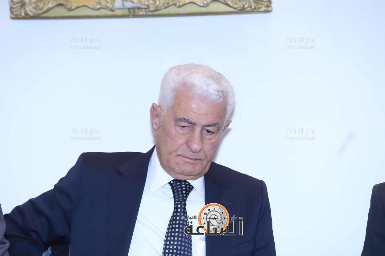 Madar Al-Saa Images 0.12589122435610256