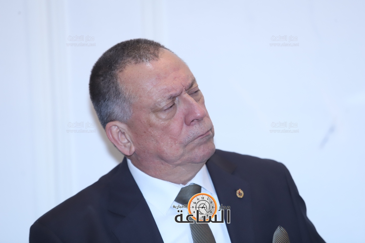 Madar Al-Saa Images 0.03657827457756824