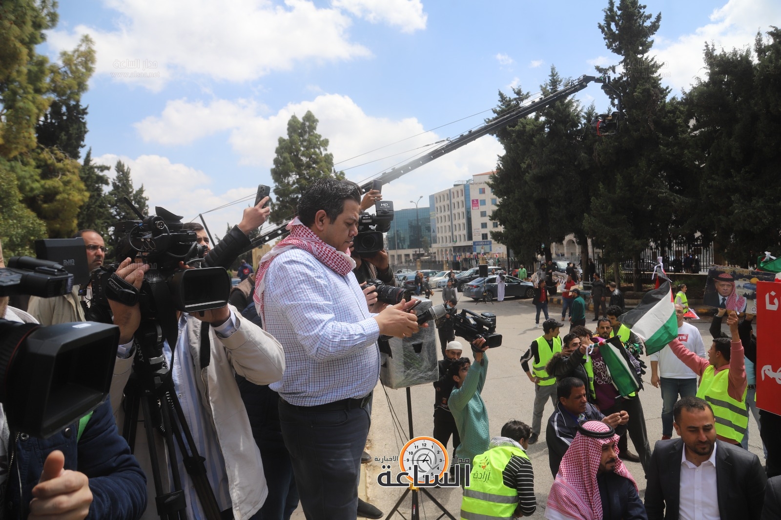 Madar Al-Saa Images 0.30808260499556883