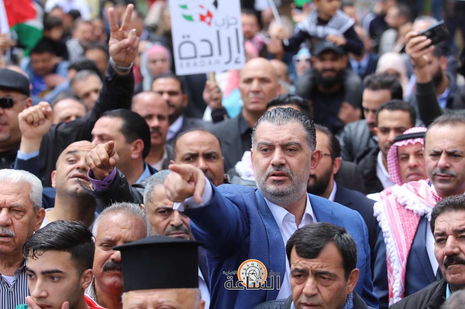 Madar Al-Saa Images 0.15217910330314155