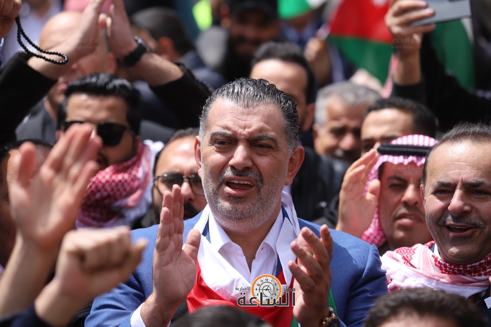 Madar Al-Saa Images 0.5022858619000816