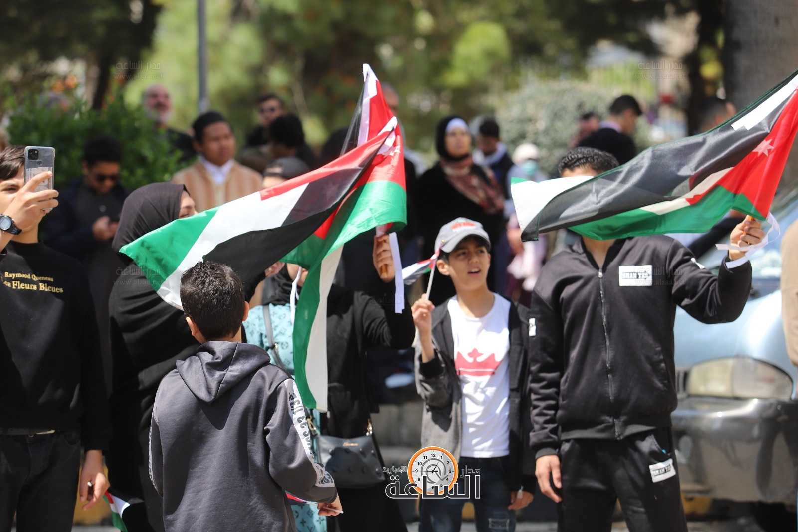 Madar Al-Saa Images 0.9352924653940744