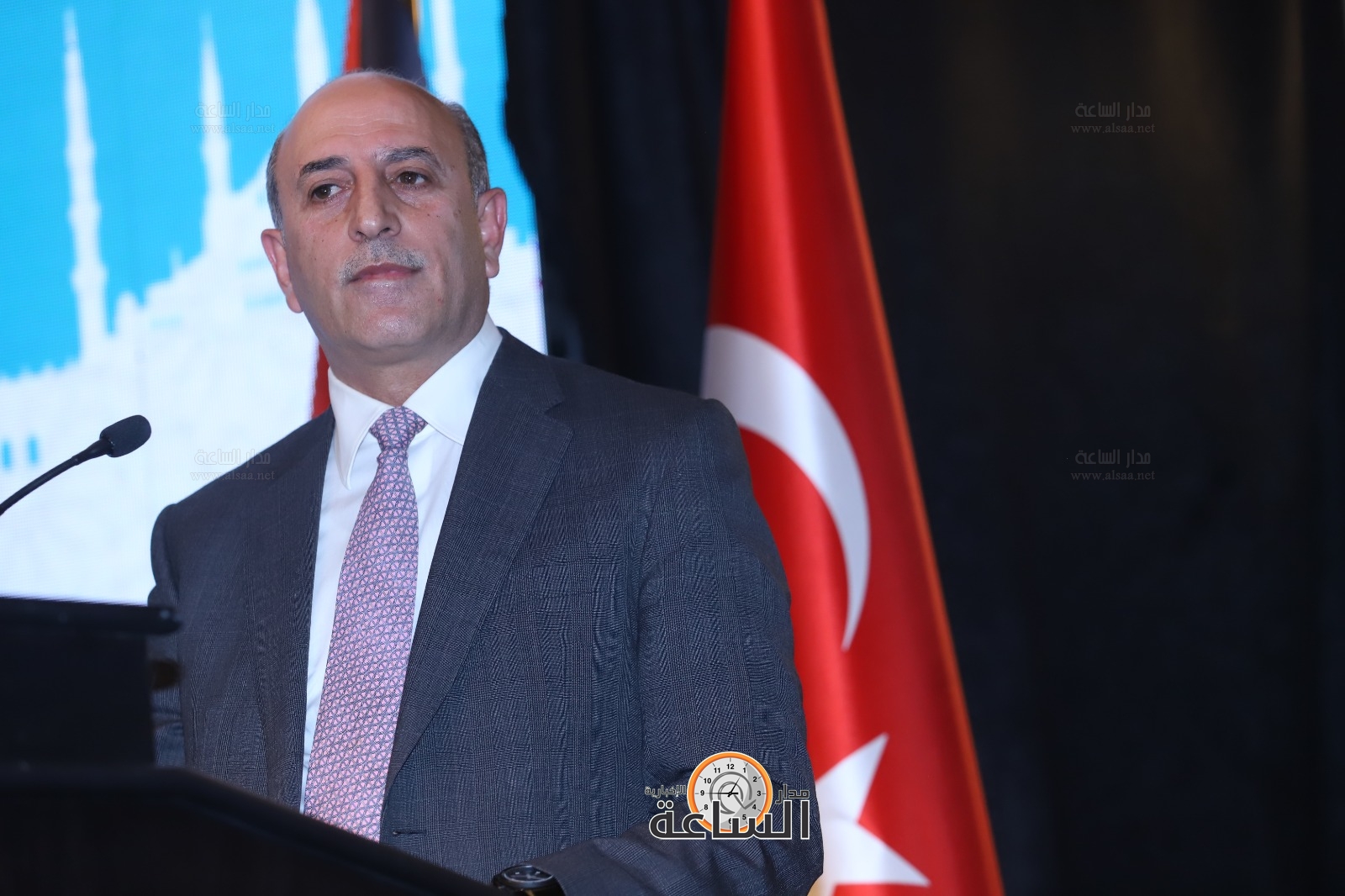 Madar Al-Saa Images 0.857348036278235