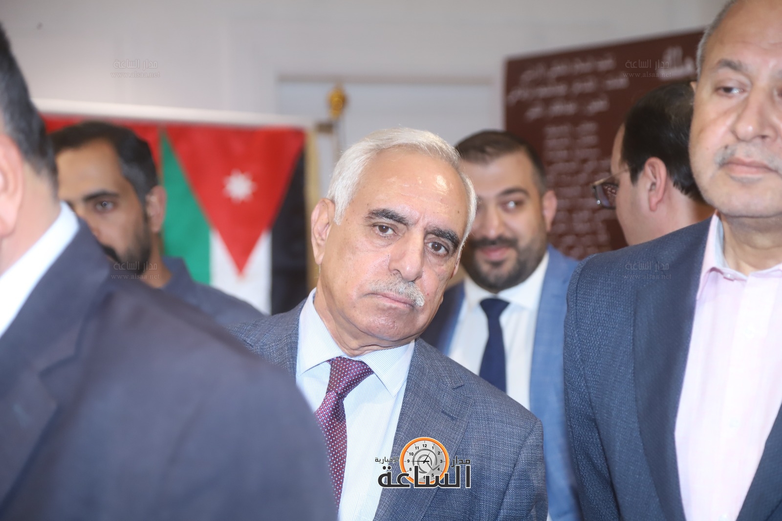 Madar Al-Saa Images 0.6125433168866634