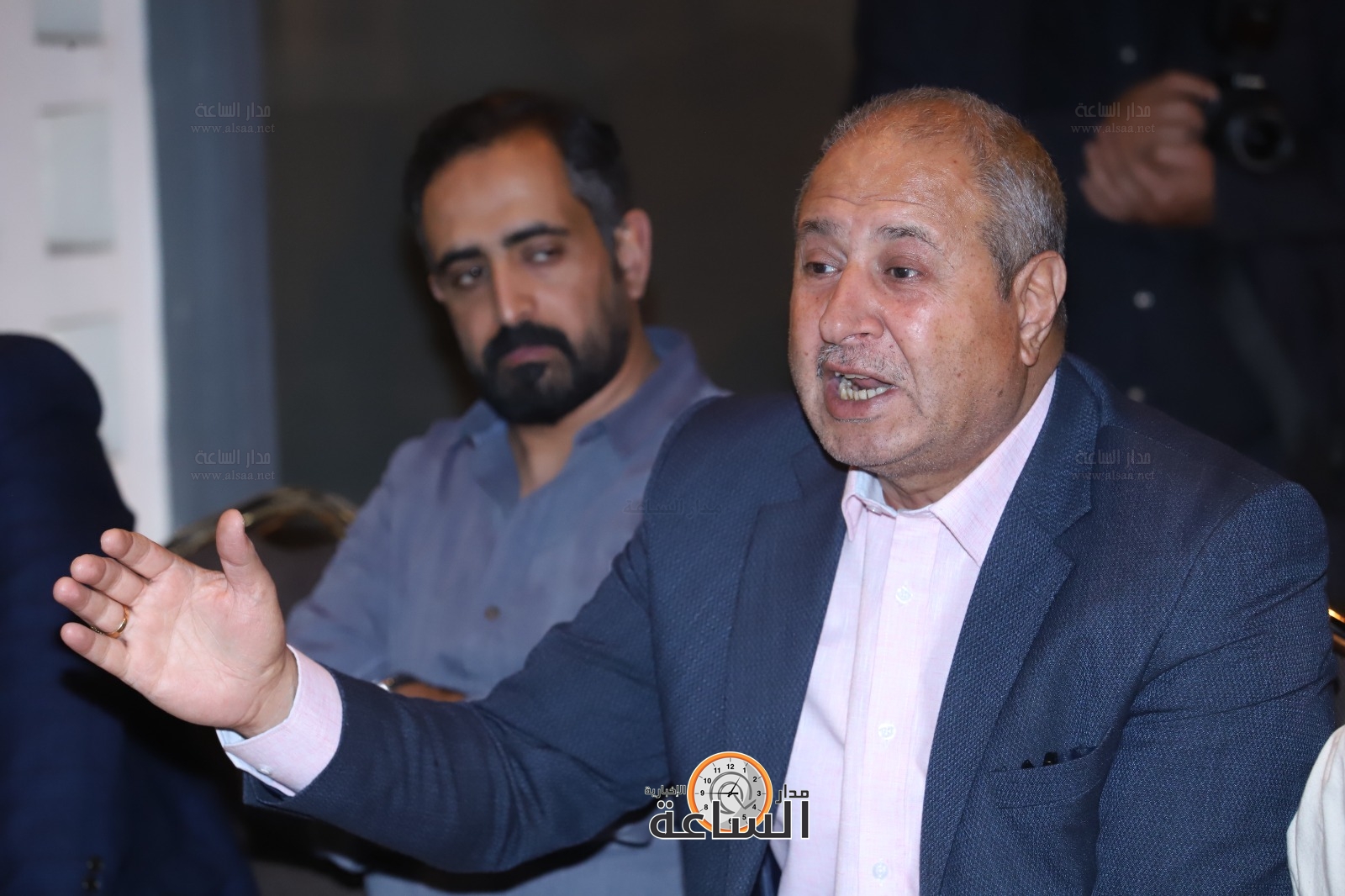 Madar Al-Saa Images 0.3796527452409131