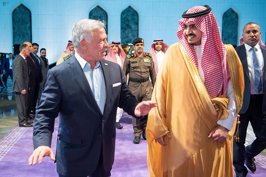 Madar Al-Saa Images 0.9213682315888134