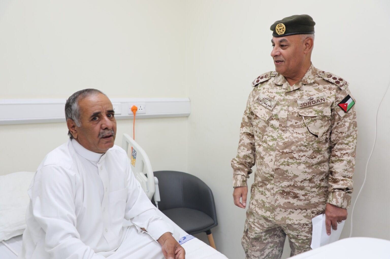 Madar Al-Saa Images 0.8626063498699792