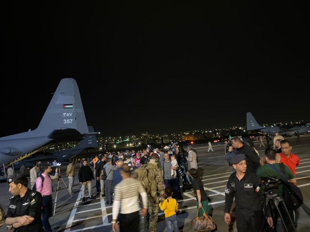 Madar Al-Saa Images 0.3686044293299331