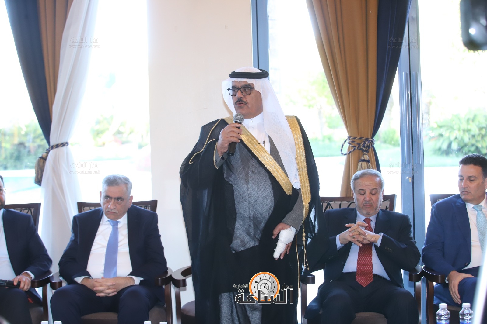 Madar Al-Saa Images 0.5858545175996472