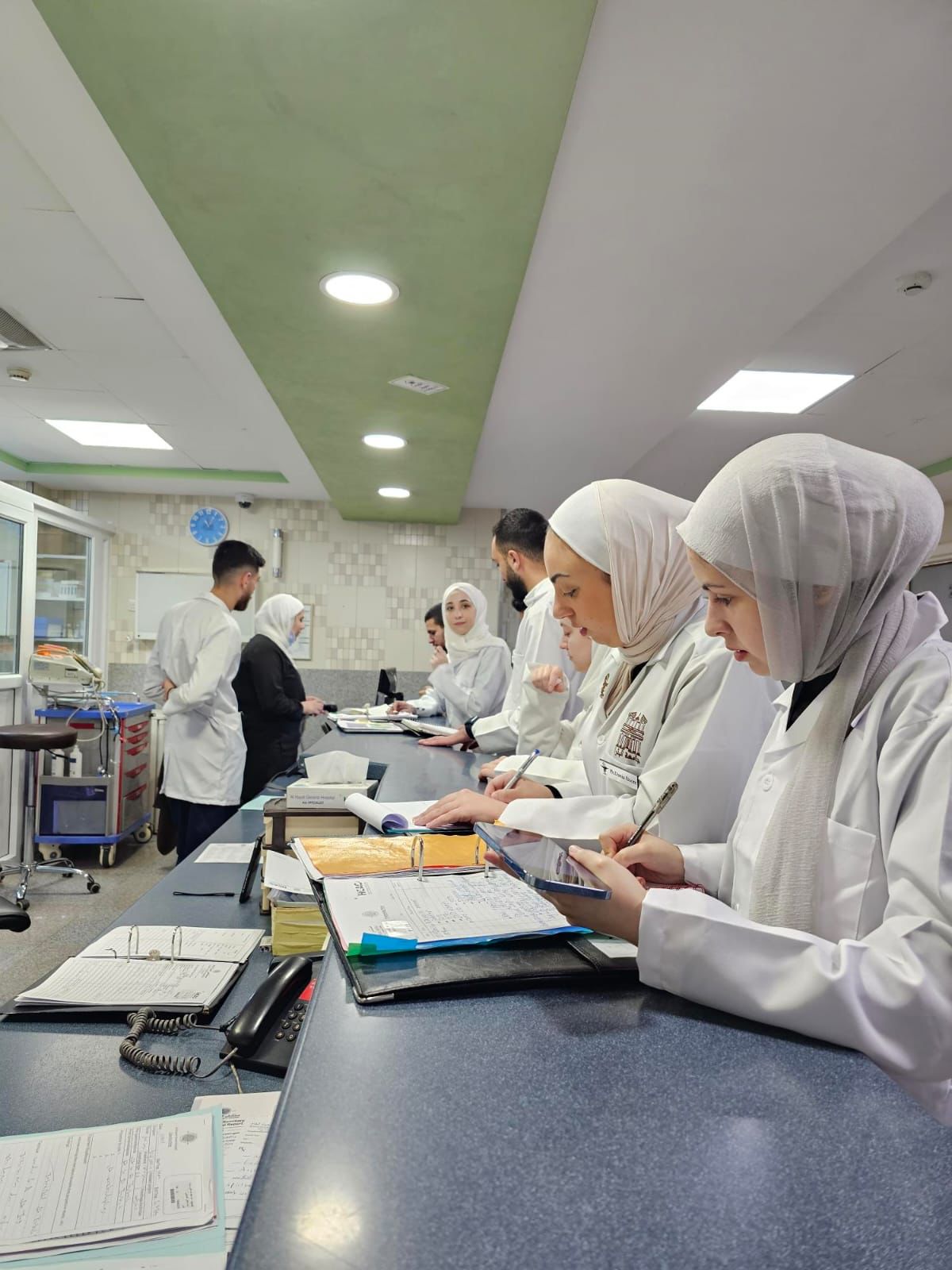 Madar Al-Saa Images 0.32868807378213494