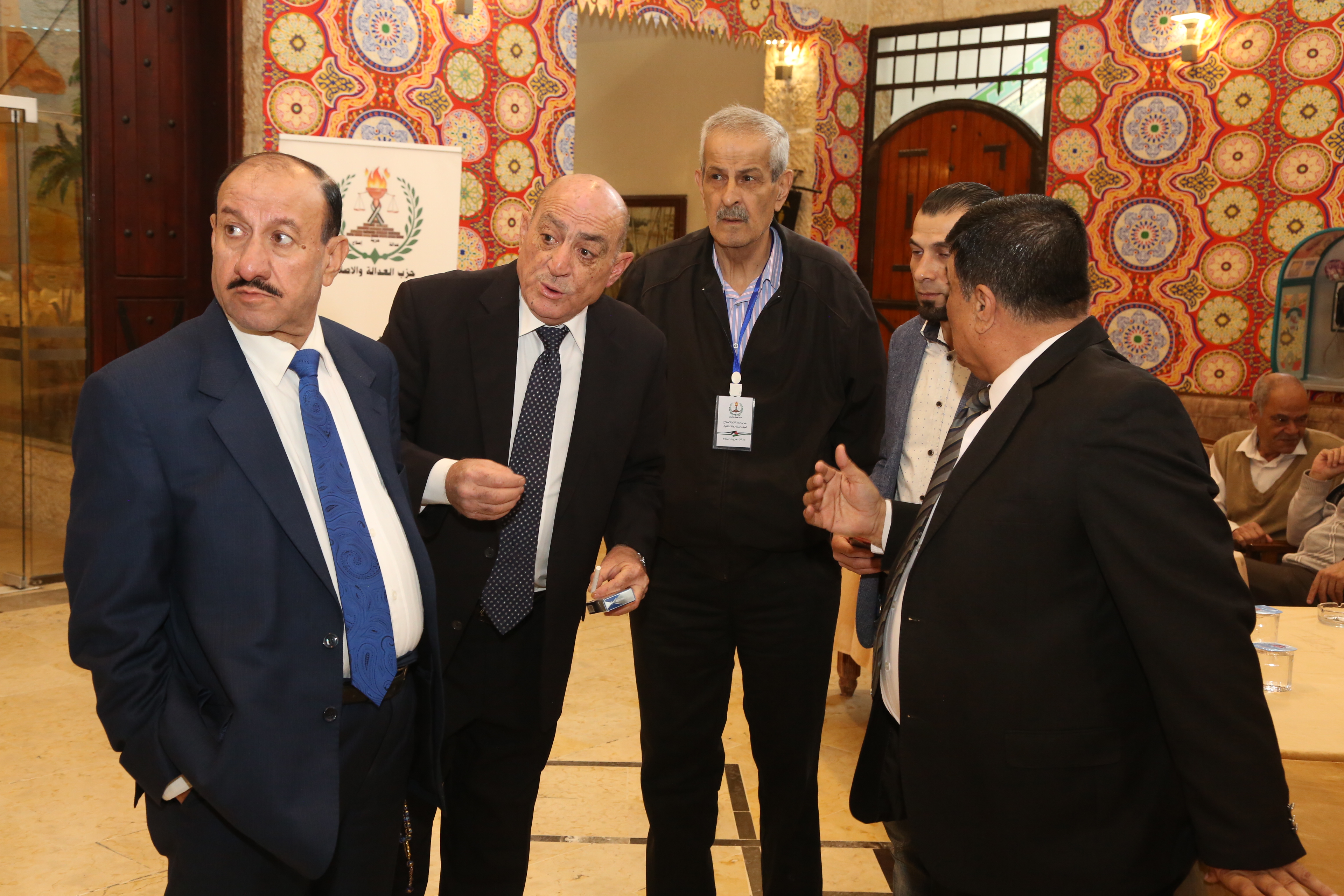 Madar Al-Saa Images 0.09364375196468577