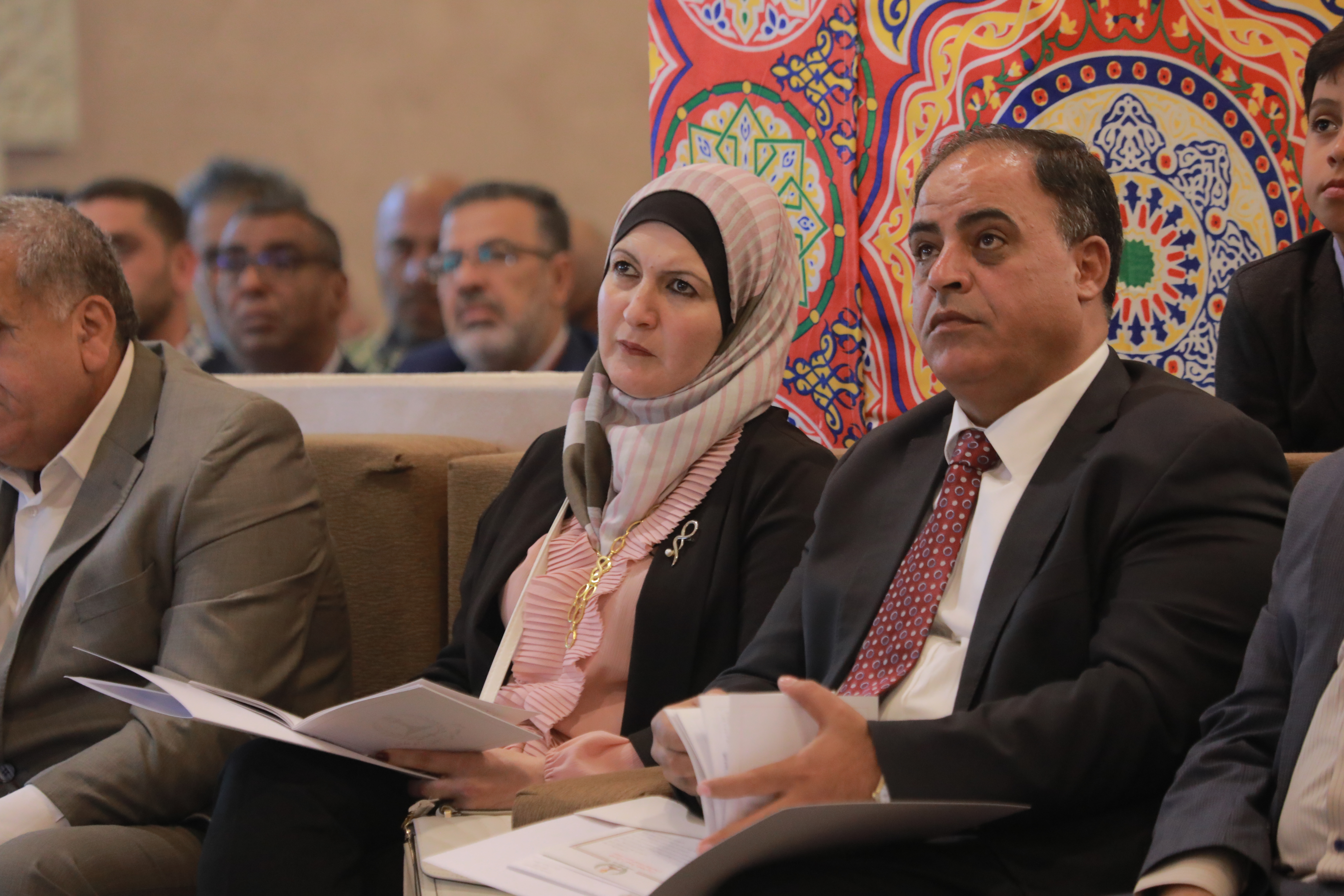 Madar Al-Saa Images 0.19414001499513245