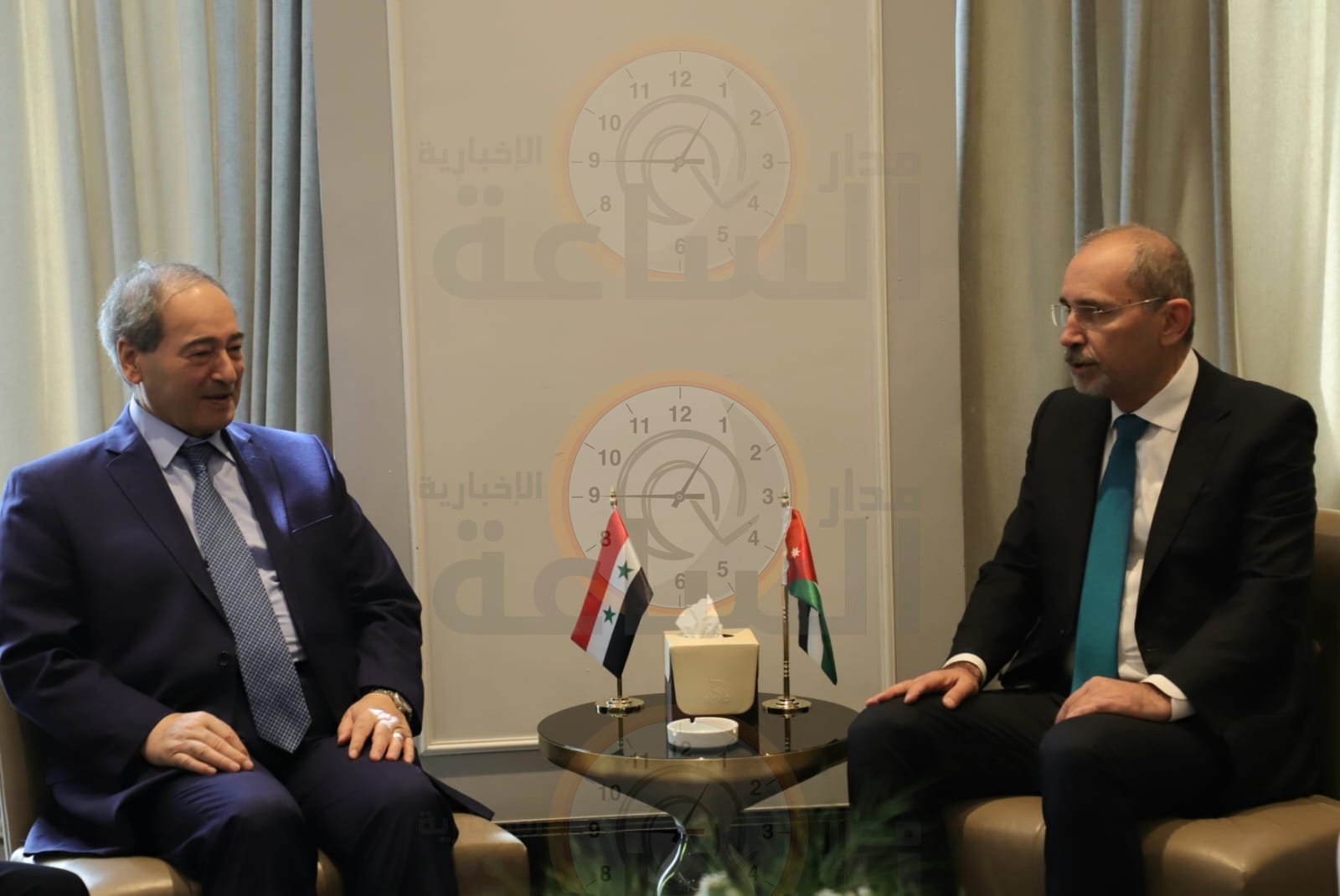 Madar Al-Saa Images 0.8489562842338794