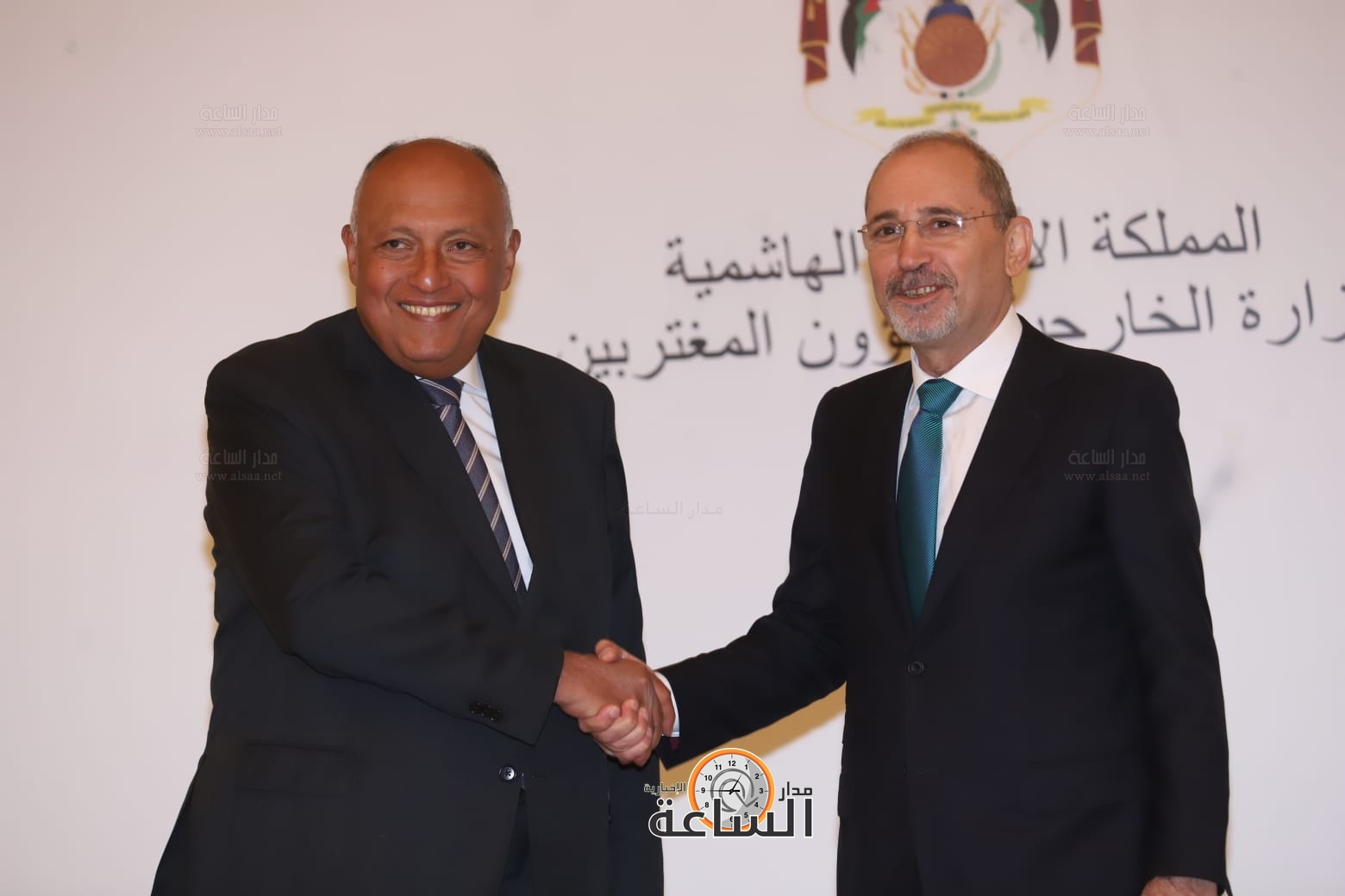 Madar Al-Saa Images 0.9174049600231502